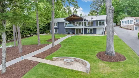 140 Windmere Trl, Moneta, VA 24121