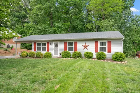 4417 Indian Hill Rd, Salem, VA 24153