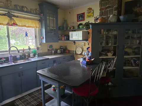 Kitchen - 322 2nd St, Buchanan, VA 24066 photo 2 of 2