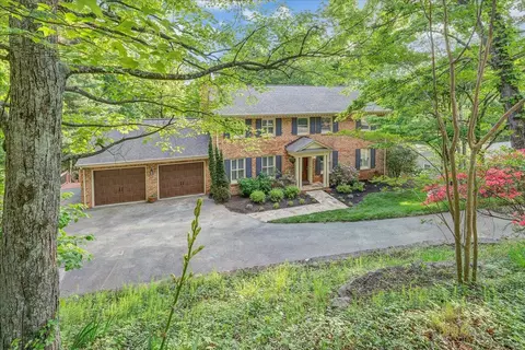 5122 Remington Rd, Roanoke, VA 24018