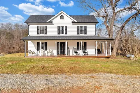 380 Trails End Dr, Hardy, VA 24101