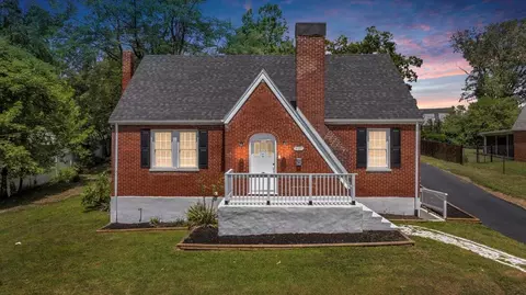 3127 Woodlawn Ave SW, Roanoke, VA 24015