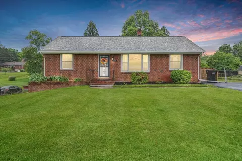 1168 Vivian Ave, Roanoke, VA 24019