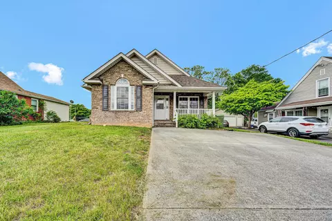 1016 Roanoke Blvd, Salem, VA 24153