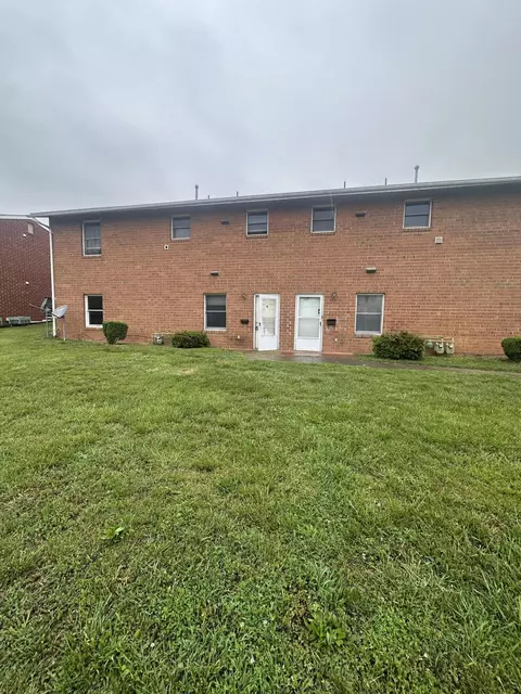 1704 Hanover Ave NW, Roanoke, VA 24017