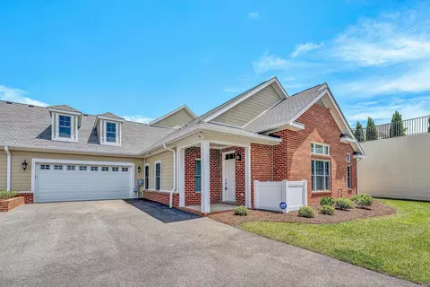 115 Professional Dr, Hardy, VA 24101