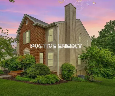 7265 Scarlet Oak Dr, Roanoke, VA 24019