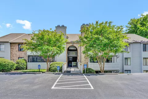 2501 Gatehouse Ln, Salem, VA 24153