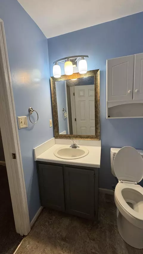 Bath - 100 View Dr, Goodview, VA 24095 photo 4 of 8