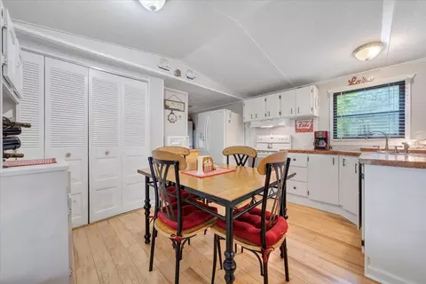 2251 Navigation Pt, Goodview, VA 24095 photo 13