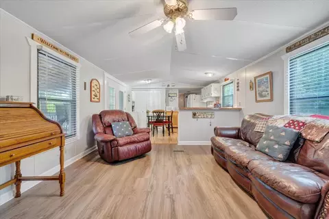 2251 Navigation Pt, Goodview, VA 24095 photo 12
