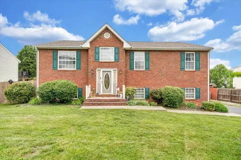 4719 Great Glen Dr, Salem, VA 24153
