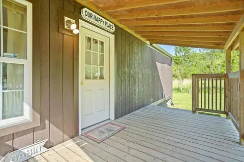 Exterior - 1606 Dunbrack Cir, Covington, VA 24426 photo 5 of 6