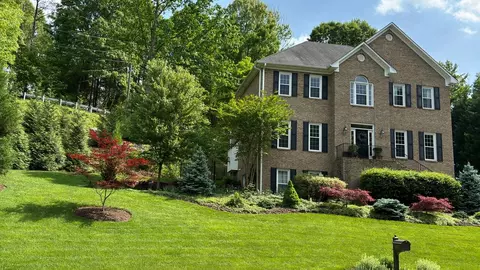 5320 Montague Way, Roanoke, VA 24018