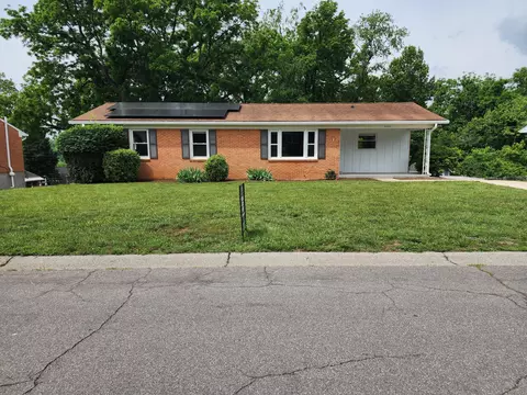 5720 Oakland Blvd, Roanoke, VA 24019