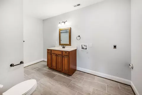Bath - 1695 Colby Dr, Forest, VA 24551 photo 11 of 12