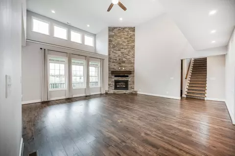 Living - 1695 Colby Dr, Forest, VA 24551 photo 2 of 8