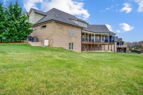 Exterior - 1695 Colby Dr, Forest, VA 24551 photo 13 of 17