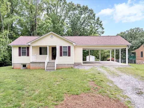 4131 Rutrough Rd, Roanoke, VA 24014