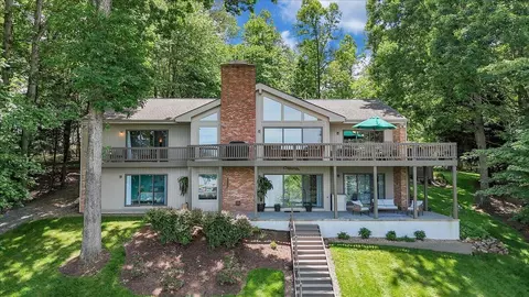 114 Freeboard Dr, Moneta, VA 24121