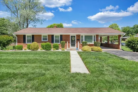 3301 Whittle St NE, Roanoke, VA 24012