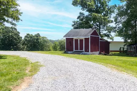 560 Tomahawk Mill Rd, Chatham, VA 24531 photo 33