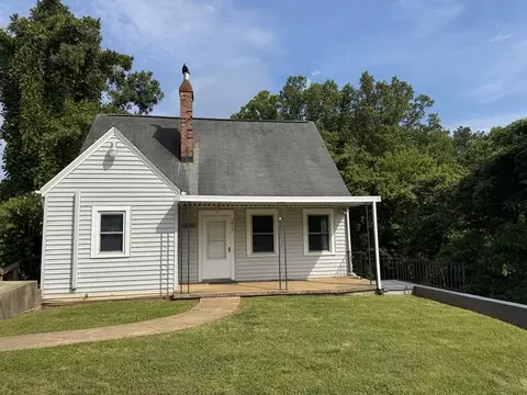 1017 Graves St, Martinsville, VA 24112