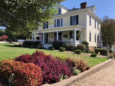 502 Longwood Ave, Bedford, VA 24523