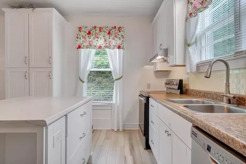Kitchen - 3759 Mill Iron Rd, Goodview, VA 24095 photo 3 of 5
