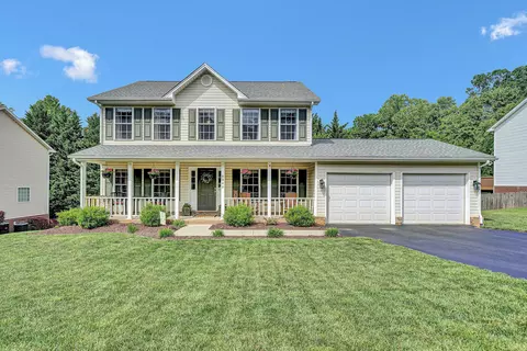 4848 Hickory Ridge Ct, Roanoke, VA 24018