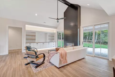 Living - 31 Flagstick Ct, Penhook, VA 24137 photo 6 of 7
