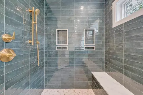 Bath - 31 Flagstick Ct, Penhook, VA 24137 photo 11 of 13
