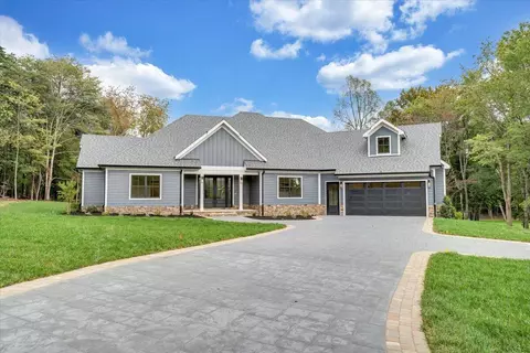Exterior - 31 Flagstick Ct, Penhook, VA 24137 photo 4 of 37