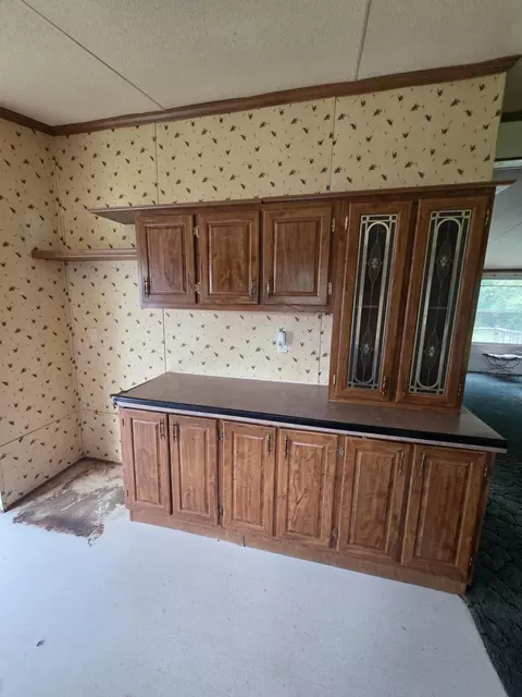 700 Walnut Ave, Pulaski, VA 24301 photo 9