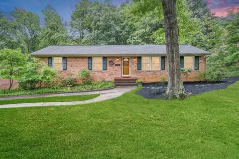 5237 Fordwick Dr, Roanoke, VA 24018