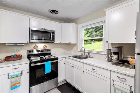 1202 Newbern Rd NE, Pulaski, VA 24301 photo 13