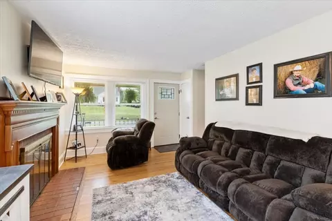 1202 Newbern Rd NE, Pulaski, VA 24301 photo 9