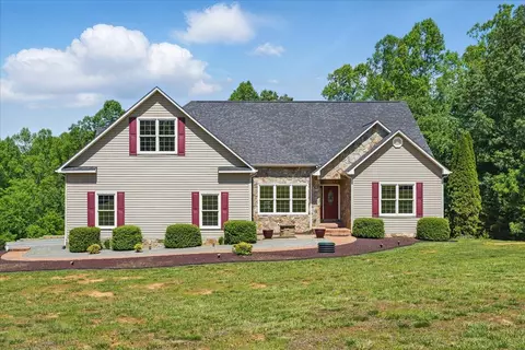274 Ernest Dr, Wirtz, VA 24184