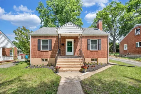 2324 Howard Rd SW, Roanoke, VA 24015