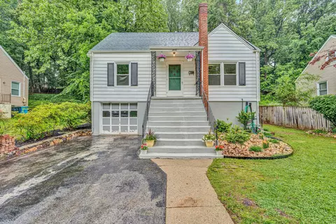 2752 Lansing Dr SW, Roanoke, VA 24015