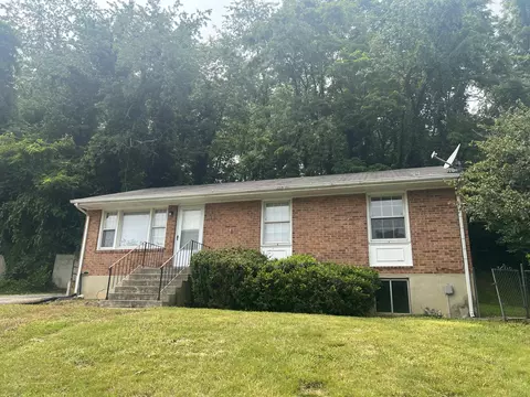 4656 Trevino Cir NE, Roanoke, VA 24019