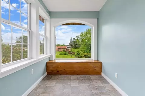 Entry Way - 5496 Stuart St, Dublin, VA 24084 photo 3 of 4