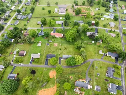 View/Area - 5496 Stuart St, Dublin, VA 24084 photo 7 of 13