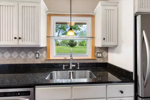 Kitchen - 5496 Stuart St, Dublin, VA 24084 photo 5 of 9