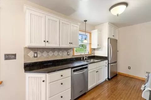 Kitchen - 5496 Stuart St, Dublin, VA 24084 photo 8 of 9