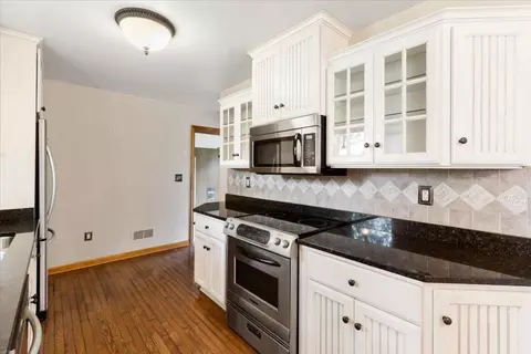Kitchen - 5496 Stuart St, Dublin, VA 24084 photo 7 of 9