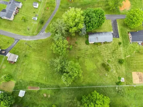 View/Area - 5496 Stuart St, Dublin, VA 24084 photo 13 of 13