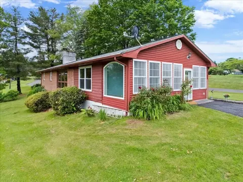 Exterior - 5496 Stuart St, Dublin, VA 24084 photo 12 of 16