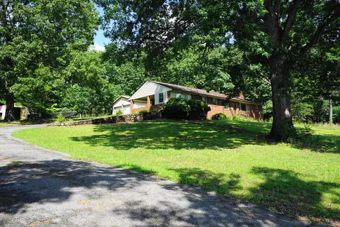 891 Blue Ridge Dr, Blue Ridge, VA 24064