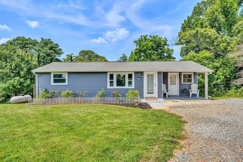 1200 Rock Spring Rd, Goodview, VA 24095